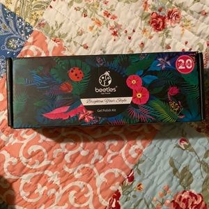 Beetles Gel Polish Kit (20 different colors) used 3x